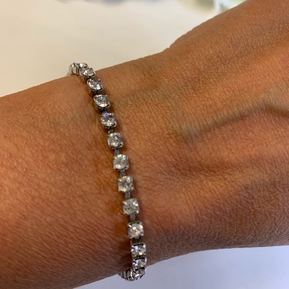 Diamanté Tennis Bracelet ❤️ Free with any Purchase - Picture 2 of 7